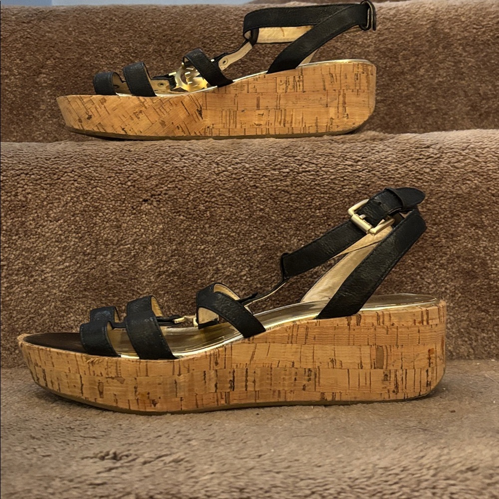 Michael Kors black leather and cork sandal ladies size 11. - Picture 4 of 7